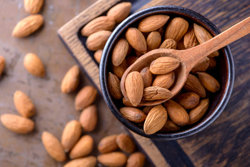 Almonds help build muscle